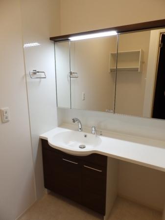 洗面設備　洗面所です