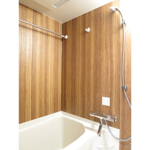 バス・シャワールーム　別部屋参考写真