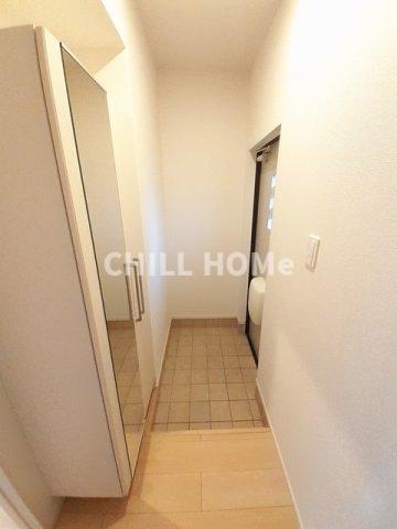 玄関　当社、チルホームのHPもご覧ください(^^)/物件情報多数♪