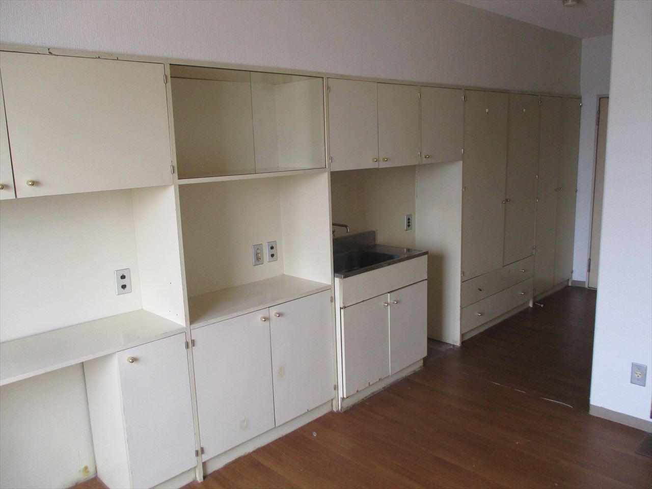 収納　東カン名古屋キャステール