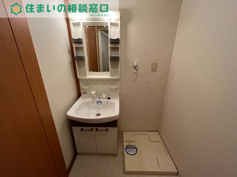 洗面設備　同型