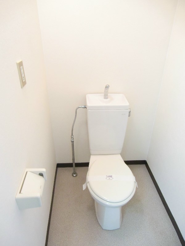 トイレ　※他部屋参照・現況優先