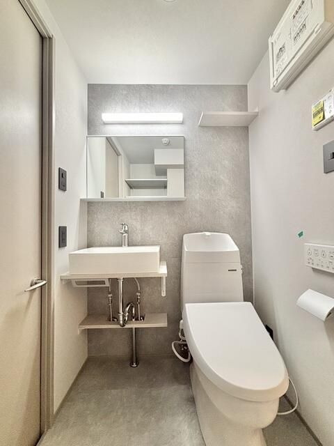 トイレ　トイレもきれいです