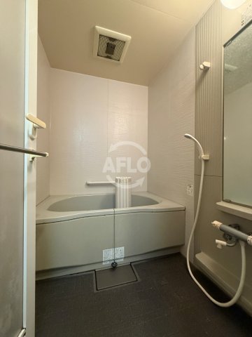 バス・シャワールーム　クリスタルパーク山坂　　浴室