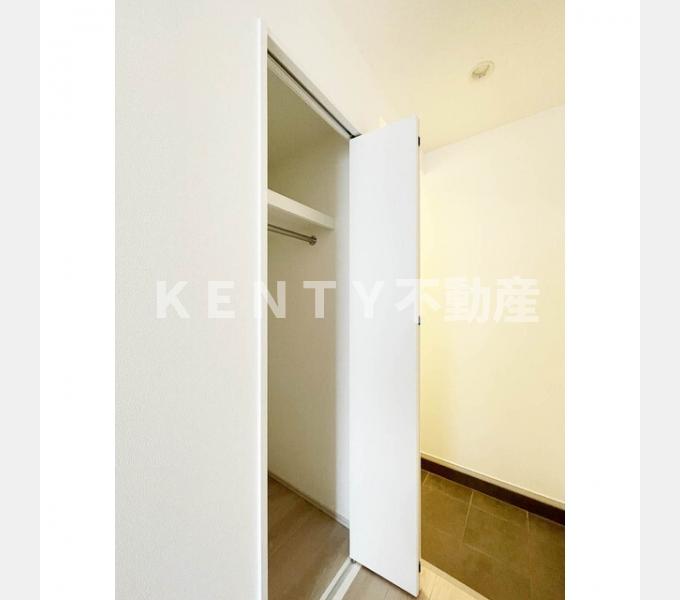 洗面設備　スペースが確保できる洗面所です