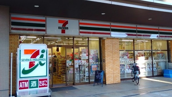 コンビニ　セブンイレブン神戸桜口町4丁目店（コンビニ）まで506m