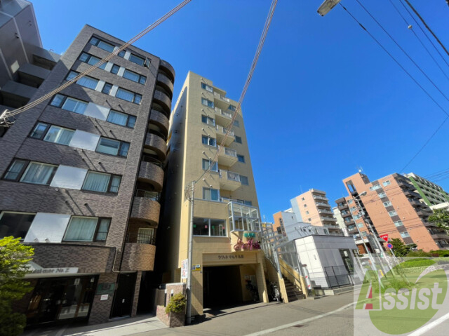 建物外観　札幌市北区北１７条西　「ラフィネマルタ札幌」