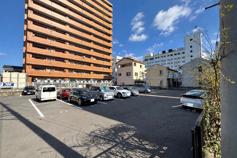 駐車場　徒歩２分