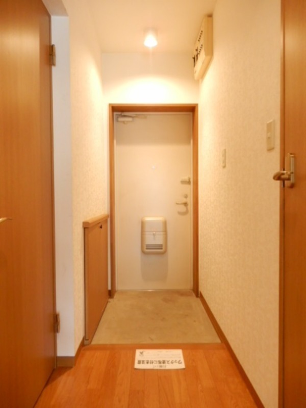 玄関　図面と現状に相違がある場合には現状を優先