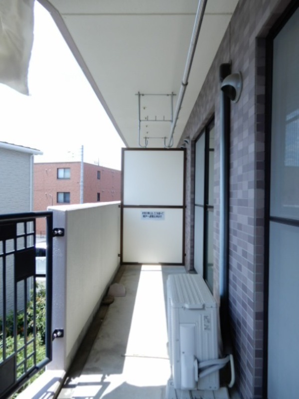 バルコニー　図面と現状に相違がある場合には現状を優先