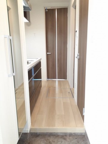 玄関　落ち着いた玄関です