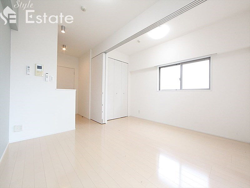 居室・リビング　内装