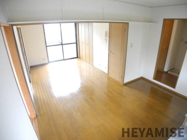 その他部屋・スペース　同物件別号室の写真となります。