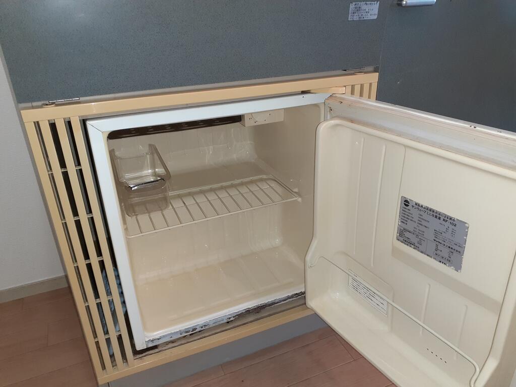 その他　ミニ冷蔵庫（サービス品）
