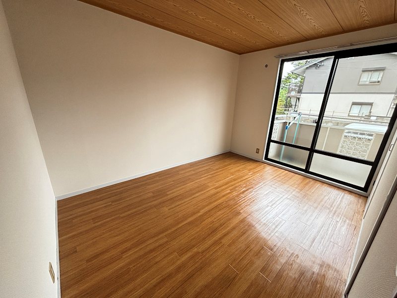 居室・リビング　別号室・参考写真（実際のお部屋とは異なります）