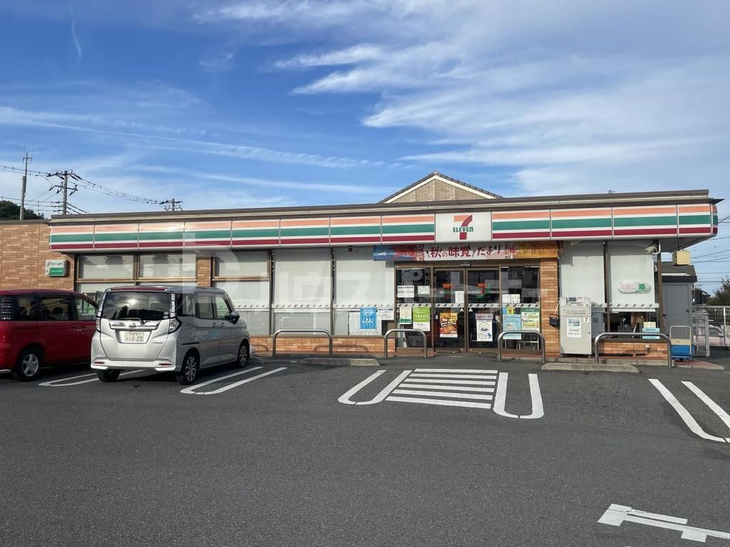 コンビニ　セブンイレブンさいたま本郷町店（コンビニ）まで70m