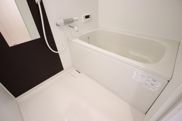 バス・シャワールーム　※別室の参考写真の為、現況優先です。