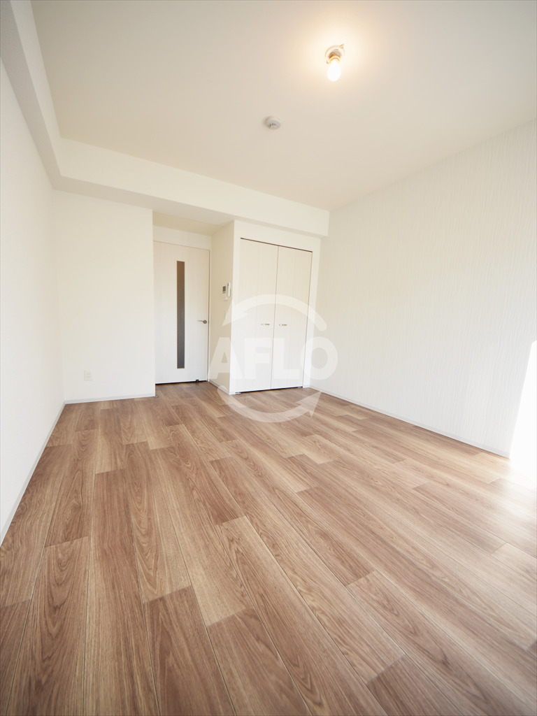 居室・リビング　LIVIAZ NAMBA AIRY　居間