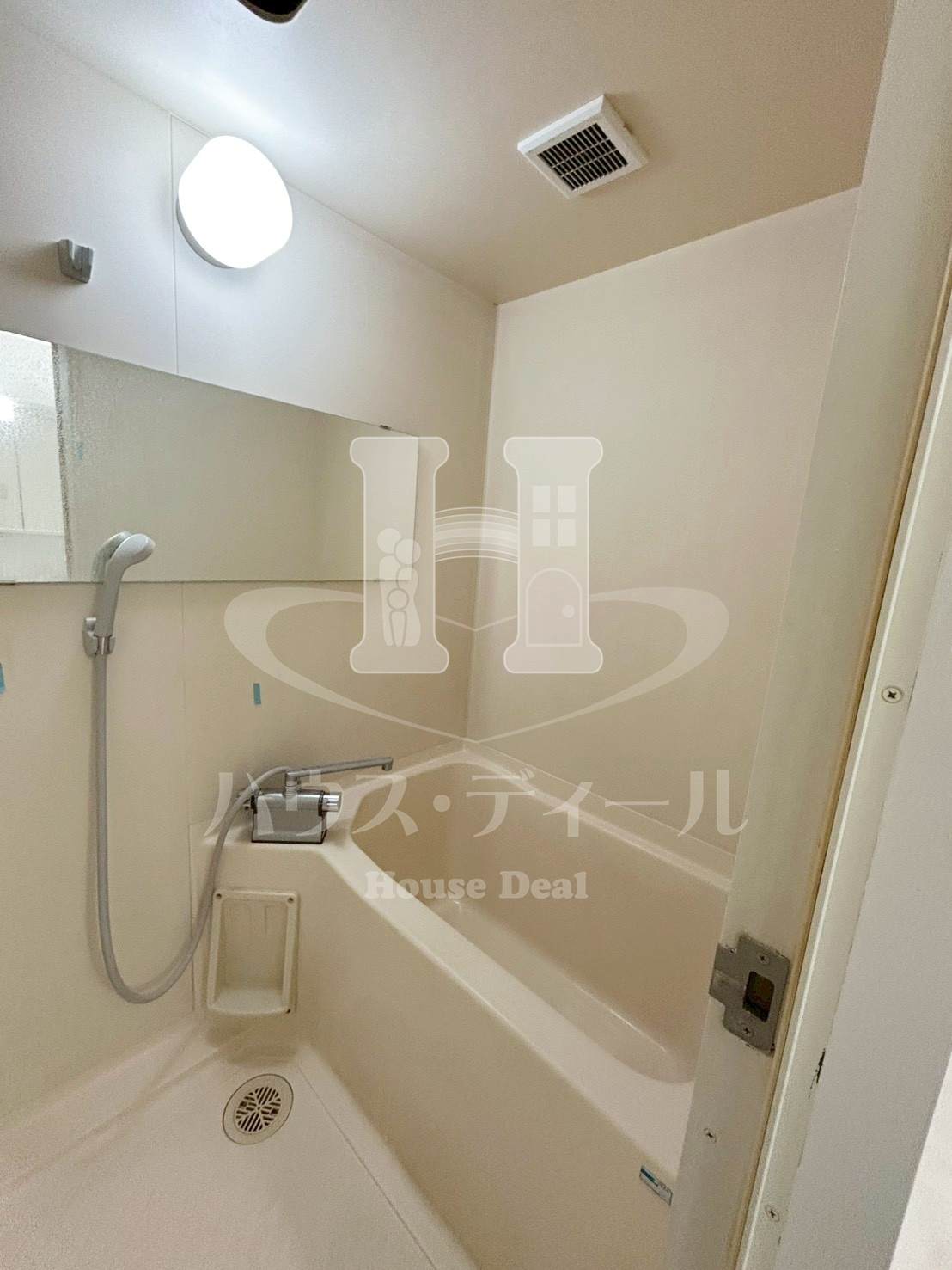 バス・シャワールーム　別号室参考写真です
