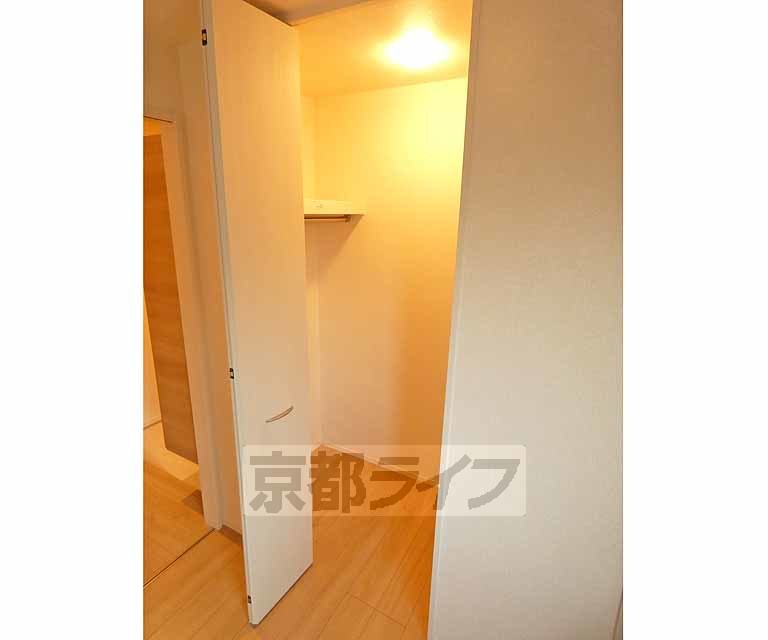 収納　ウォークインクローゼット