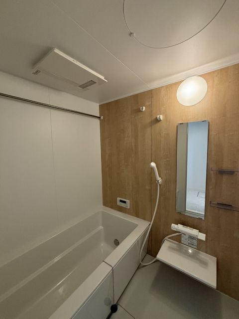 バス・シャワールーム