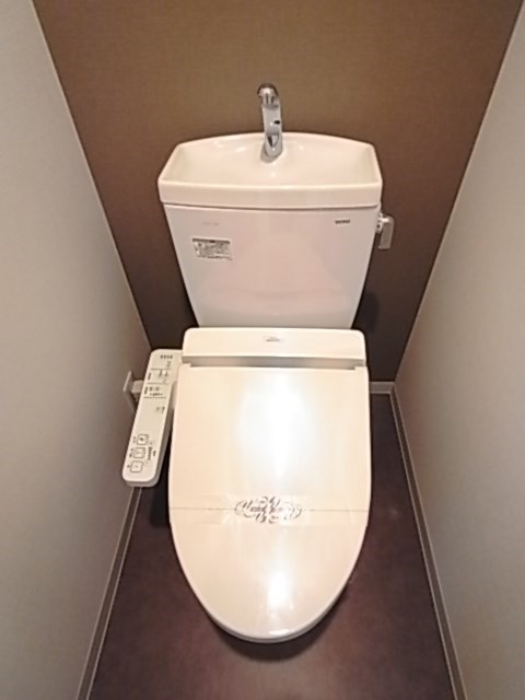 トイレ　コンパクトで使いやすいトイレです