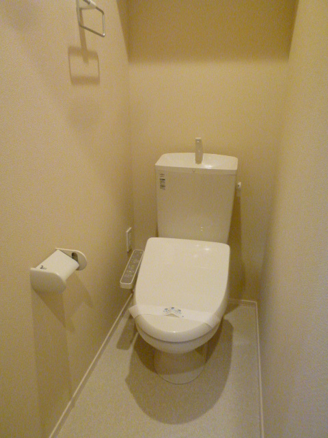 トイレ　★温水洗浄便座★