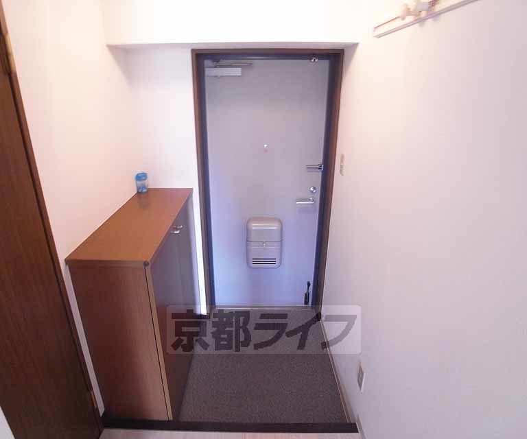 玄関　シューズボックス付きの玄関・
