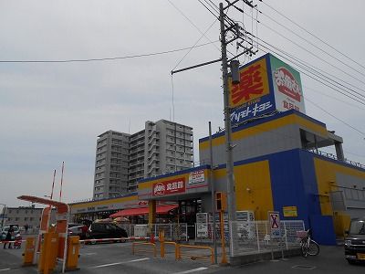 ドラックストア　マツモトキヨシ梅郷駅前店（ドラッグストア）まで1180m