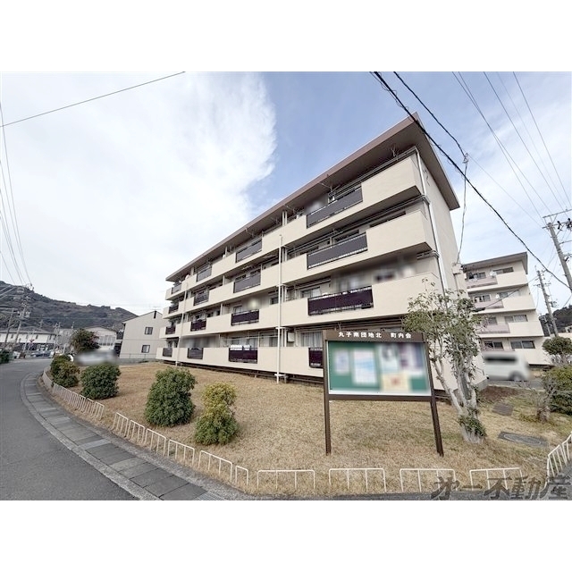 エントランス　建物外観