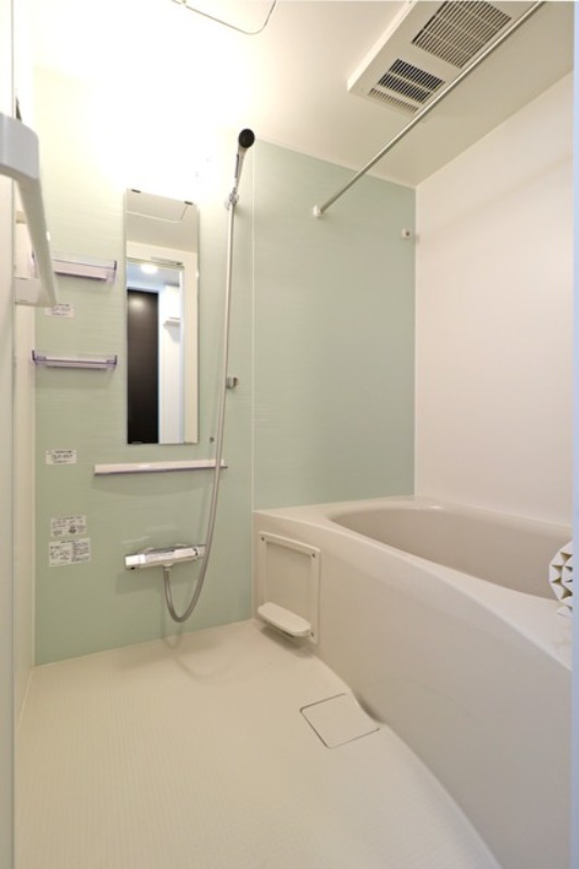 バス・シャワールーム　図面と現状に相違がある場合には現状を優先