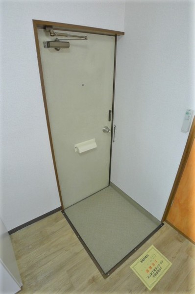 玄関　玄関入り口