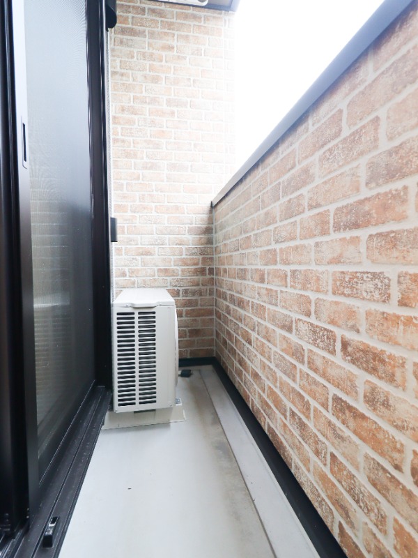 バルコニー　図面と現状に相違がある場合には現状を優先