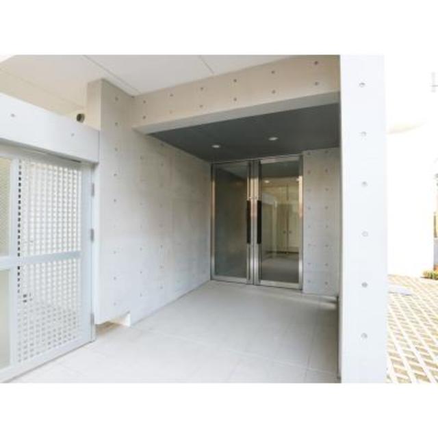 エントランス　建物の内部です