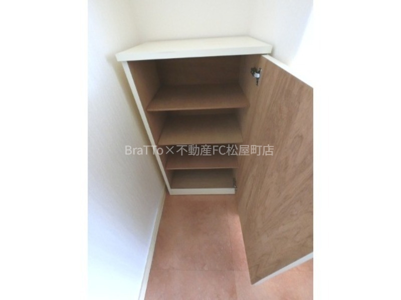 玄関　収納（シューズボックス）