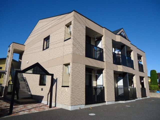 エントランス　外観写真（昼）