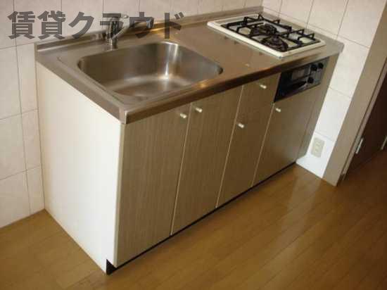 キッチン　嬉しいガスコンロ2口付きのシステムキッチンです！