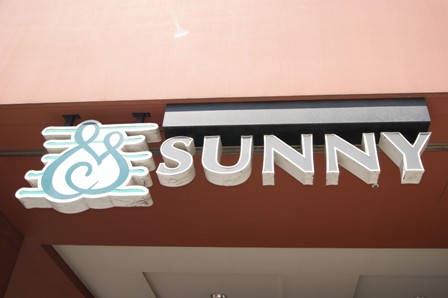 スーパー　サニー警固店（スーパー）まで110m