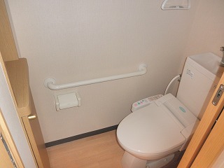 トイレ　前、空いていた時の写真です。