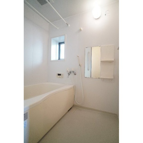 バス・シャワールーム　追い焚き付き