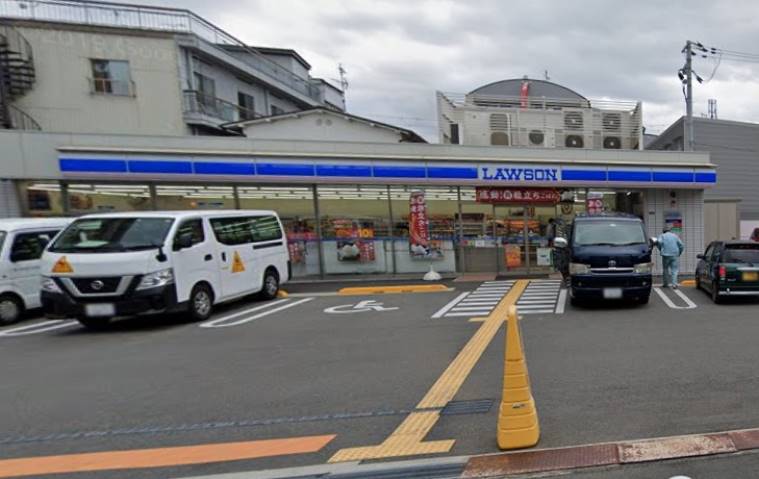 コンビニ　ローソン（コンビニ）まで516m