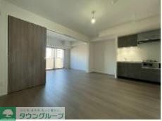 居室・リビング　エントランス