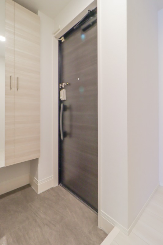 玄関　図面と現状に相違がある場合には現状を優先