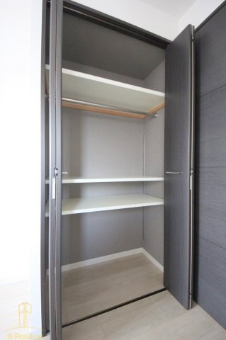 収納　カスタリア堺筋本町