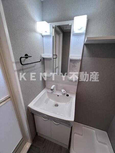 洗面設備　忙しい朝には欠かせない洗面所です