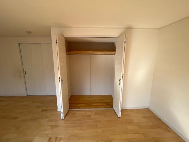 収納　洋室クローゼット