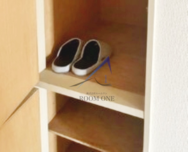 収納　シューズボックスです。