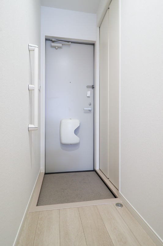 玄関　図面と現状に相違がある場合には現状を優先