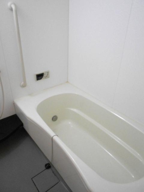 バス・シャワールーム　一坪風呂