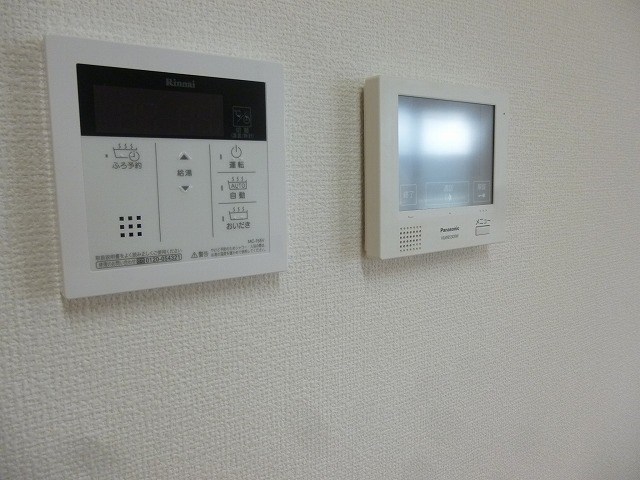 セキュリティ　写真は108号室です（参考）